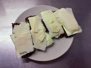 Dried Meat Sandwiches