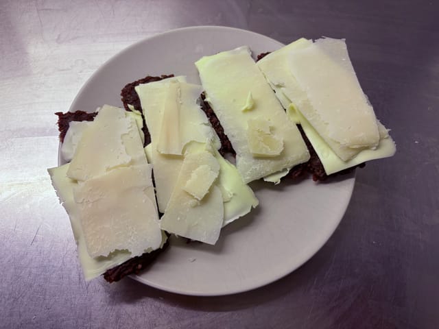 Dried Meat Sandwiches
